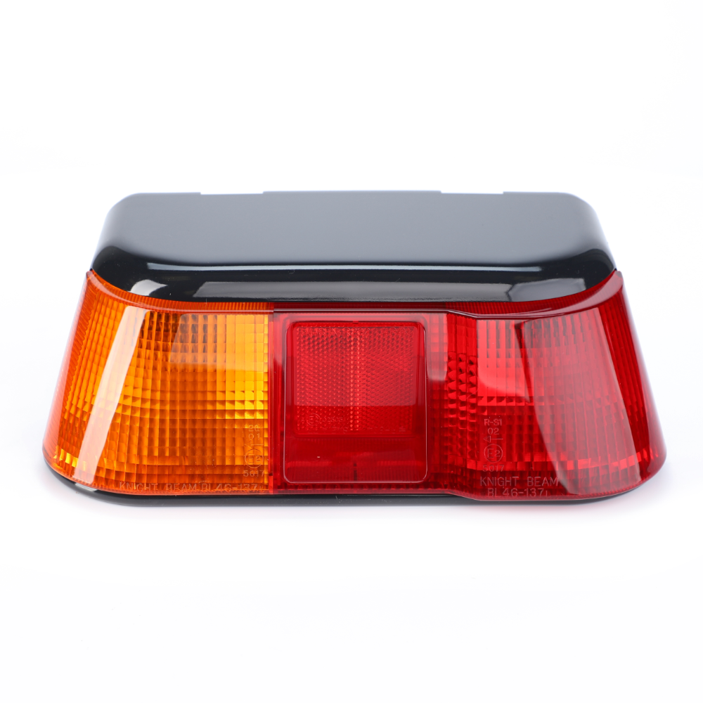 ЗАДНИЙ ФОНАРЬ, ЛЕВЫЙ